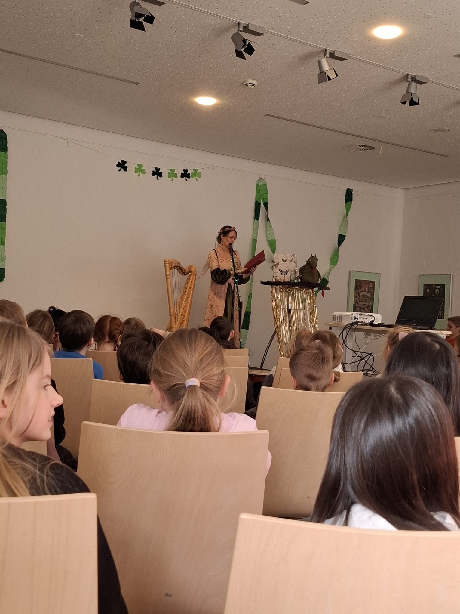 56efa300-0b64-4c45-b972-71b64d7938c6